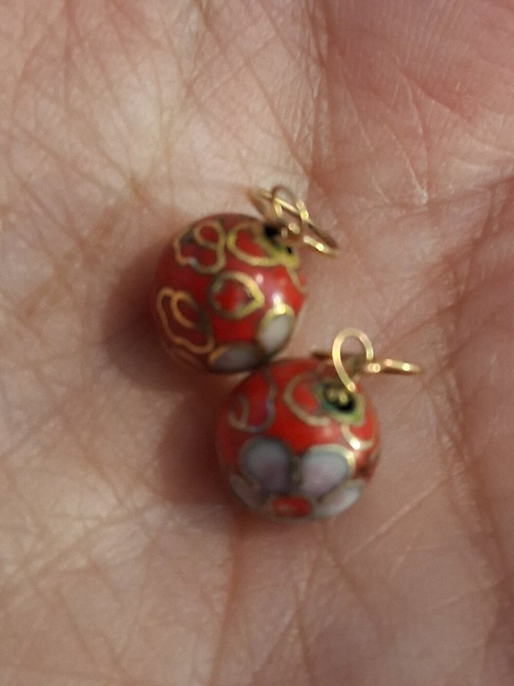 14k  gold w cloisonné charms/or for earrings